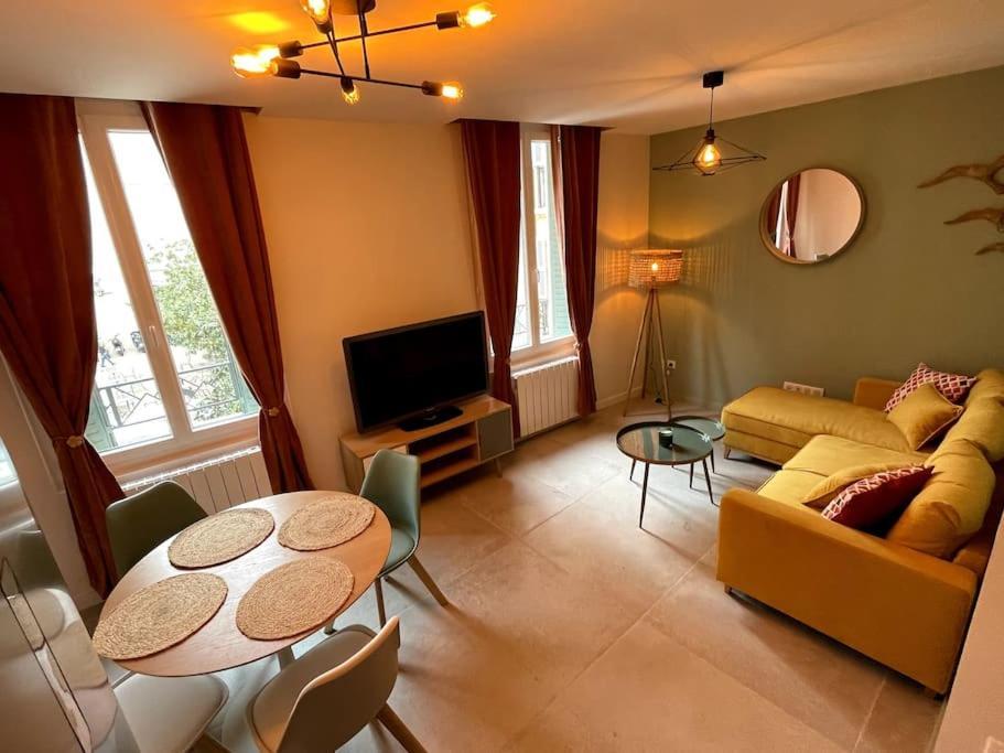 Appartement Neuf Au Coeur De 土伦 外观 照片